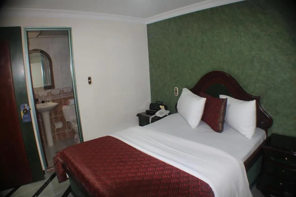 Lafont Park Hotel