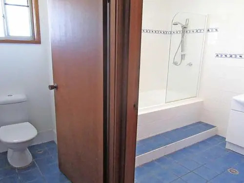 Catalina', 7 Catalina Close - Air Conditioned Large Home With Boat Parking