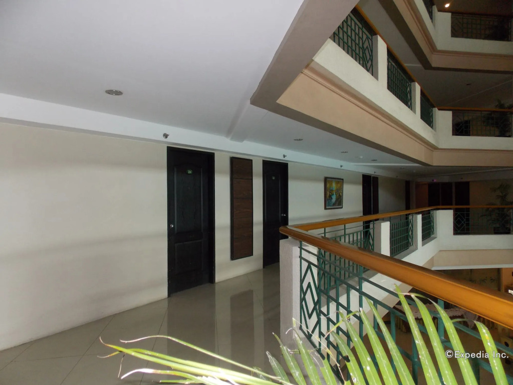 Goldenfield Kundutel Hotel