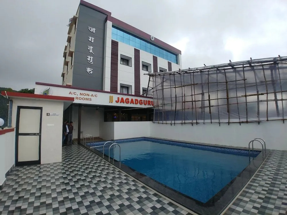 Hotel Jagadguru