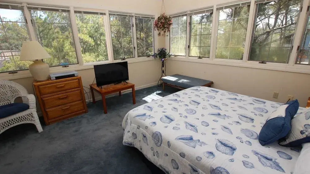 Captains Quarters - 5 Br Home