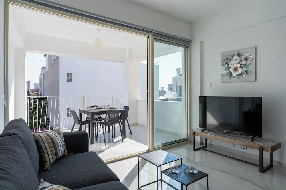 Rosemont Studio With Balcony in Larnaca