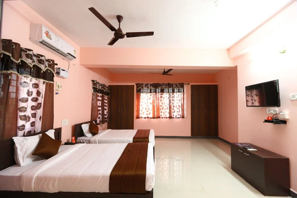 OYO 7722 Manapakkam
