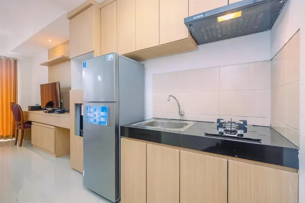 Comfort Studio The Oasis Apartment near Waterboom Cikarang