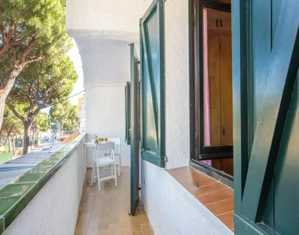 Apartment in Pals Near Peaceful Beach