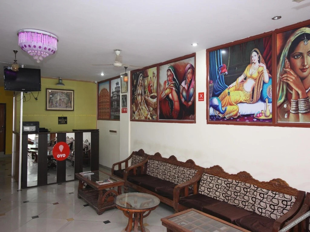 K comfort By OYO Rooms