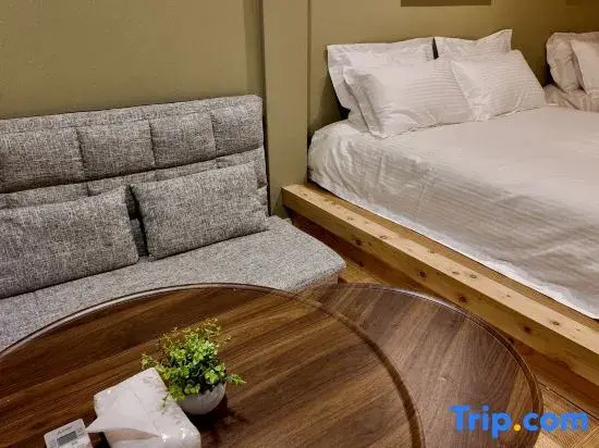 "Jiatang" 1st floor of a single-family house, 2-5 people, 1 bedroom, 1 bathroom, 1 kitchen