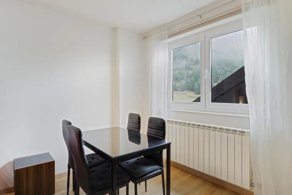 Studio at Arinsal 100 m away from the slopes with wifi