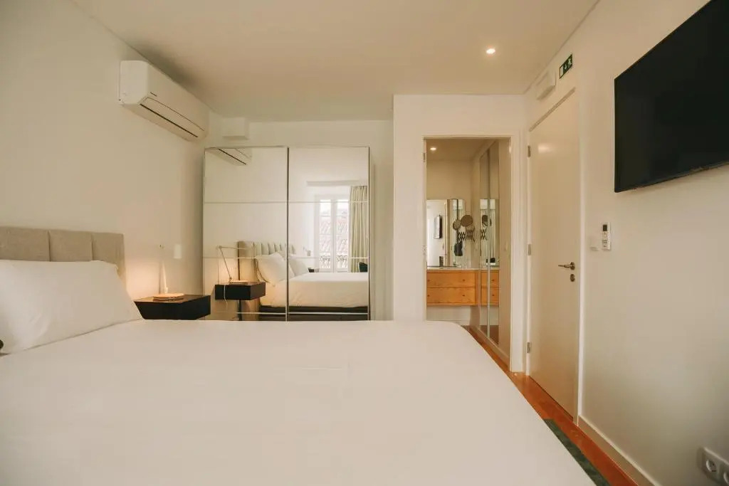 Azores Inn - Family Suites