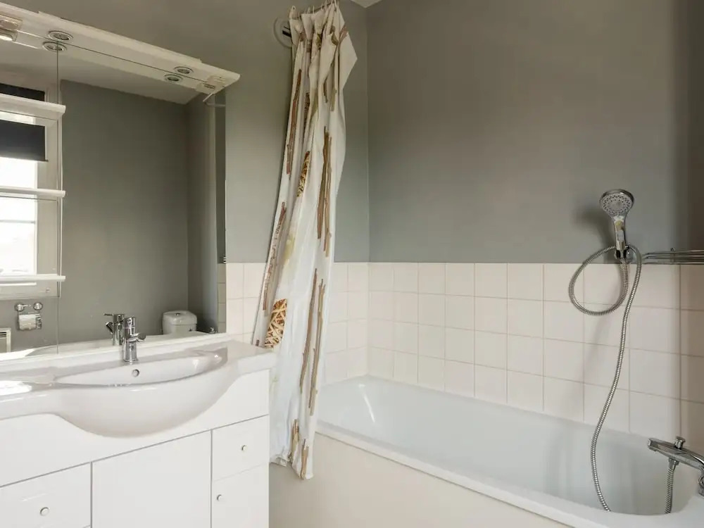 Comfortable, Modernized Apartment bad 300m From the Famous Harbor of Honfleur