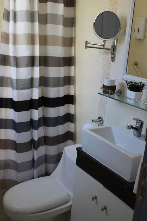 Hotel Ovalle Suite