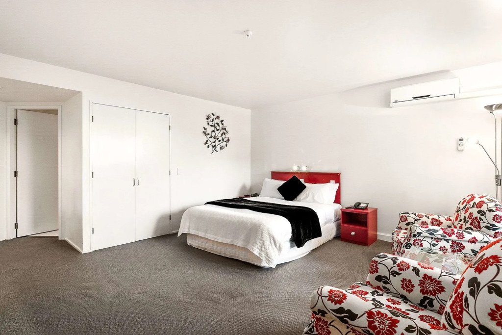 Carnmore Hotel Lower Hutt