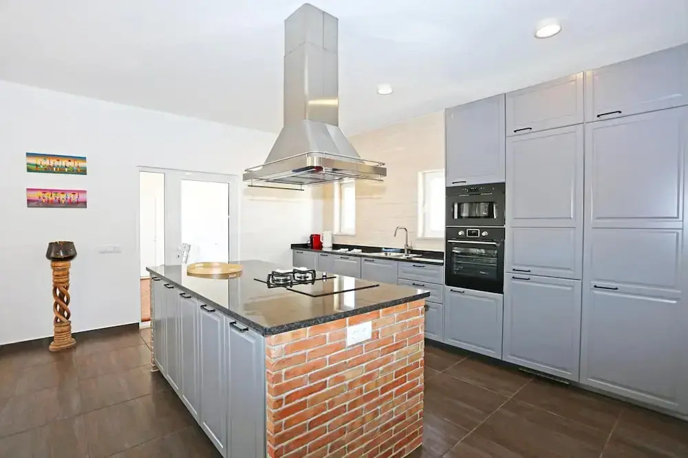D13 - Eiras Velhas Holiday House in Alm Dena