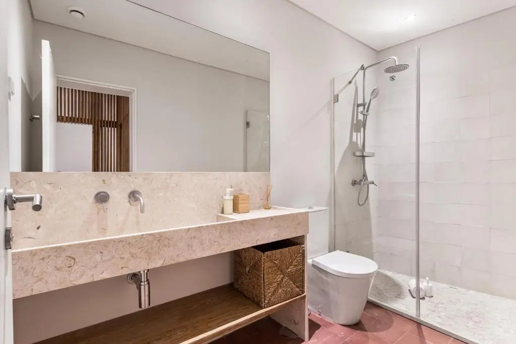 Altido Elegant Bica Apartment In Historical Centre