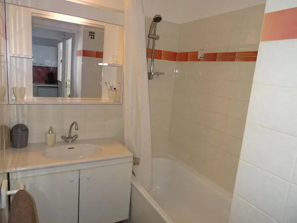 Appartement Les Sables-d'Olonne, 2 pièces, 3 personnes - FR-1-92-819