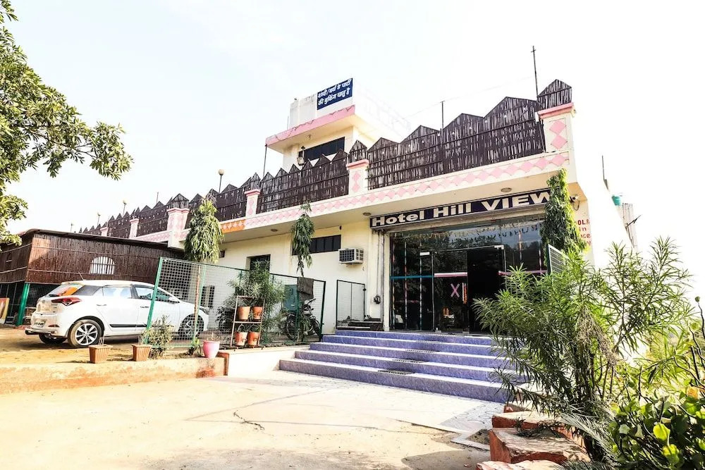 OYO 24596 Hotel Hill View