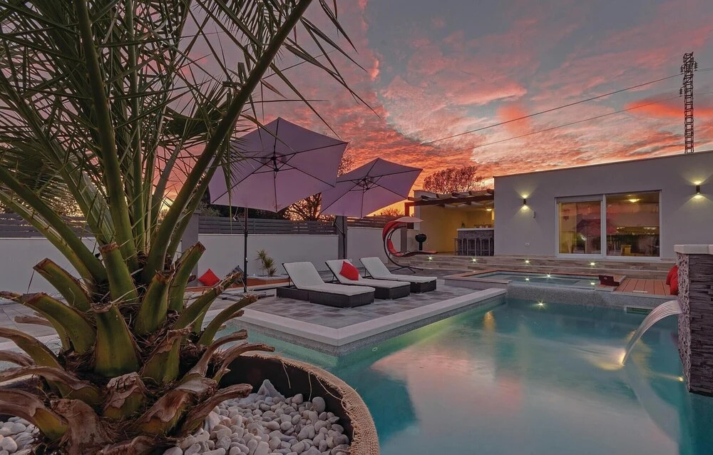 Awesome Home in Pula With Wifi and 4 Bedrooms