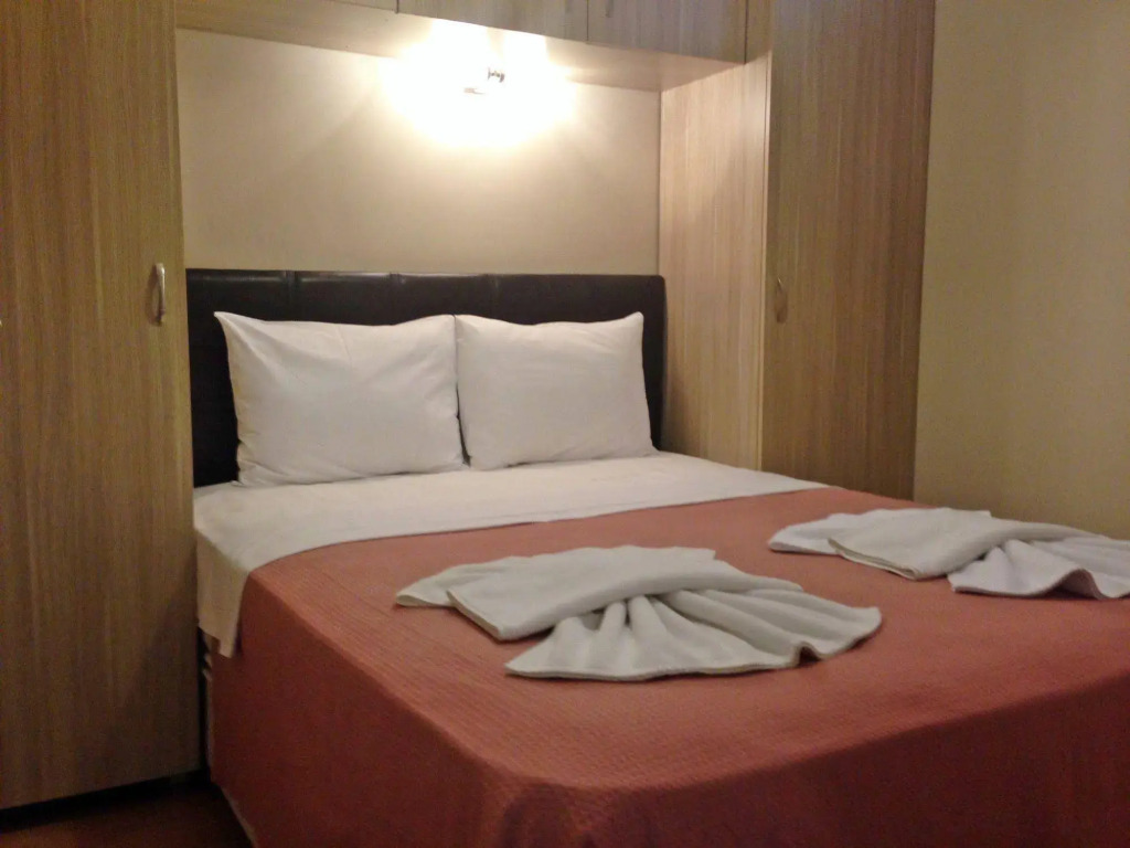 Atrium Suites