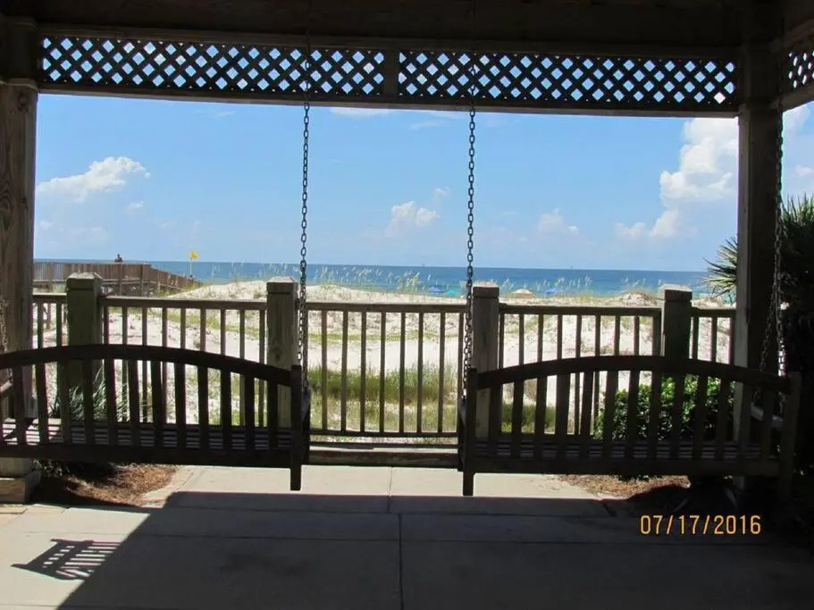 Doral 103 - Charming Beachfront / Ground Floor Condo