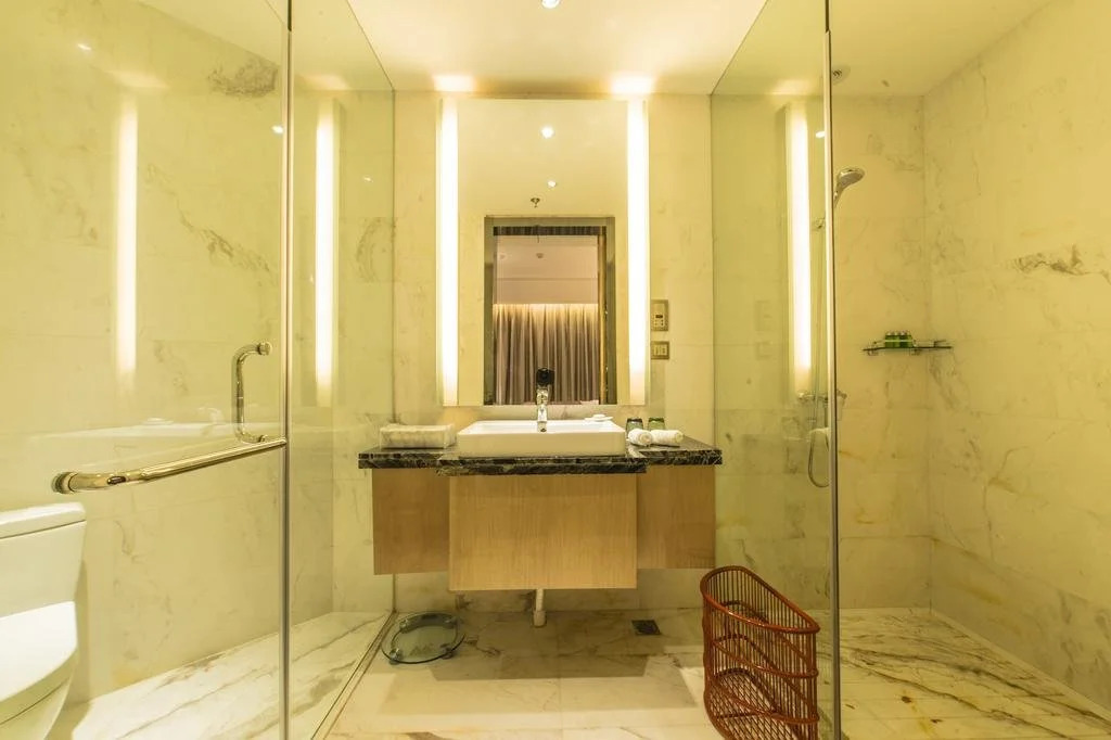 Excel Hotel