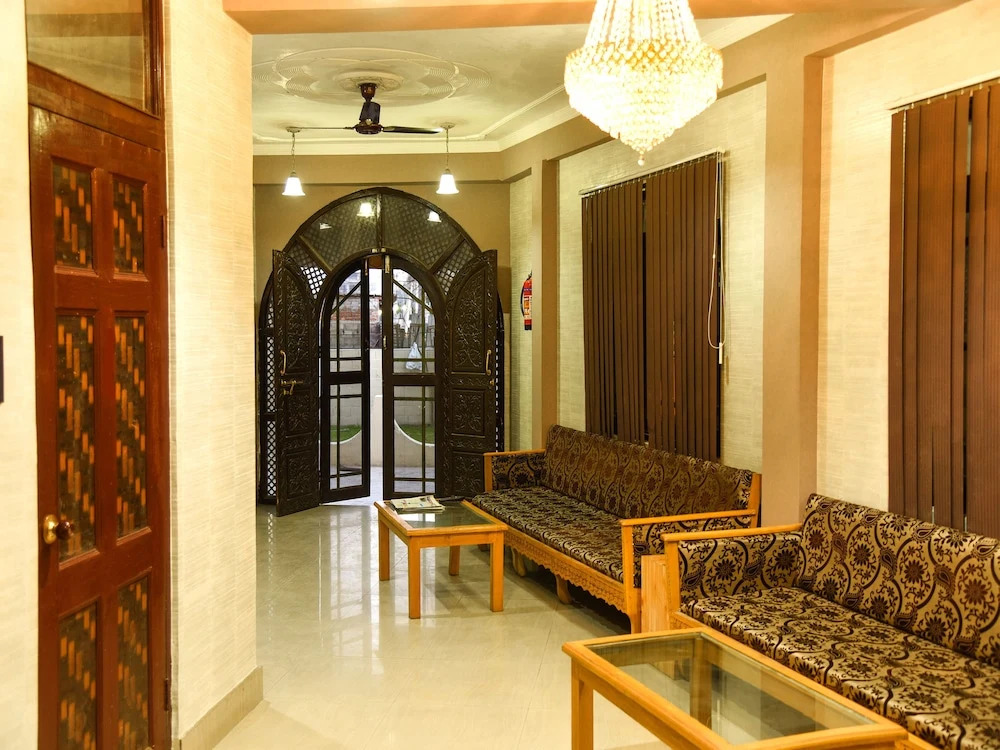 OYO 12445 Hotel Marhaba United