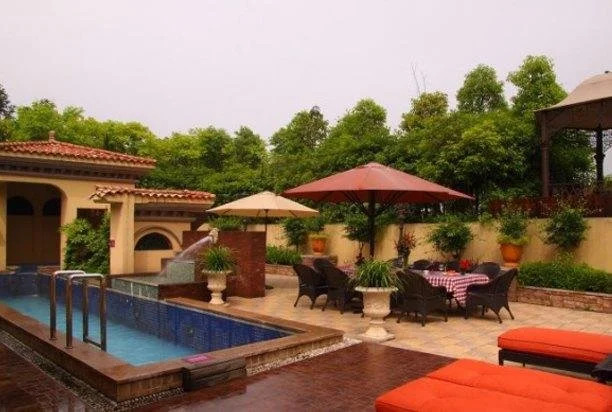 Qingshuiwan Hot Spring Holiday Village