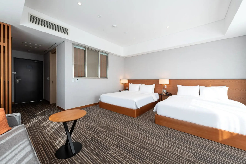 Golden Tulip Incheon Airport Hotel