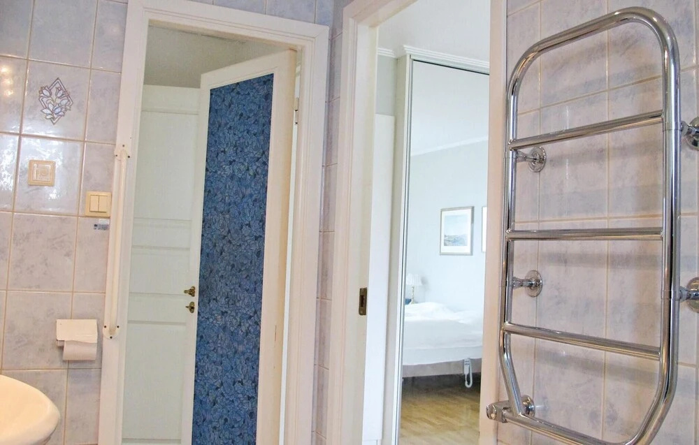 Nice Home In Lysekil With Sauna