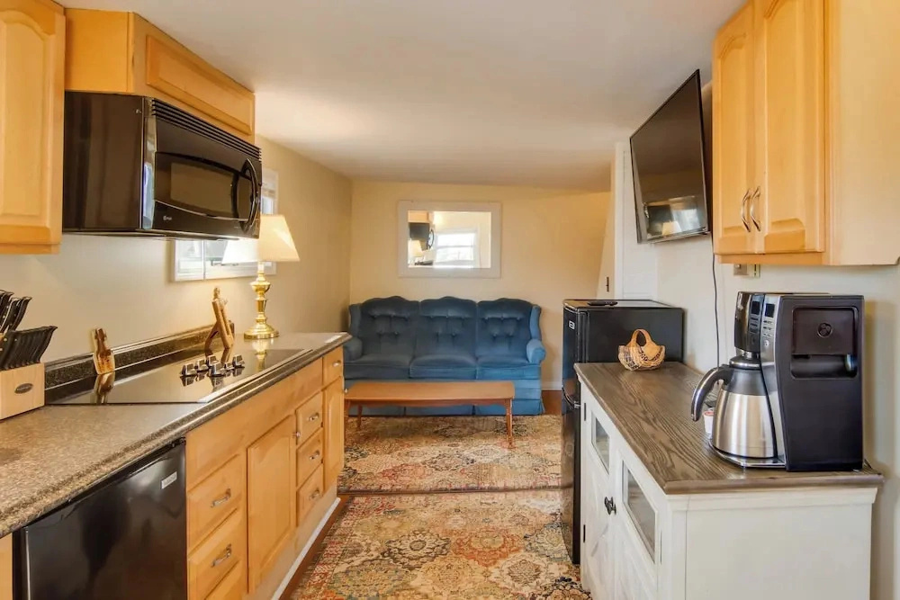 Steps to Chautauqua Lake! Mayville Haven w/ Patio