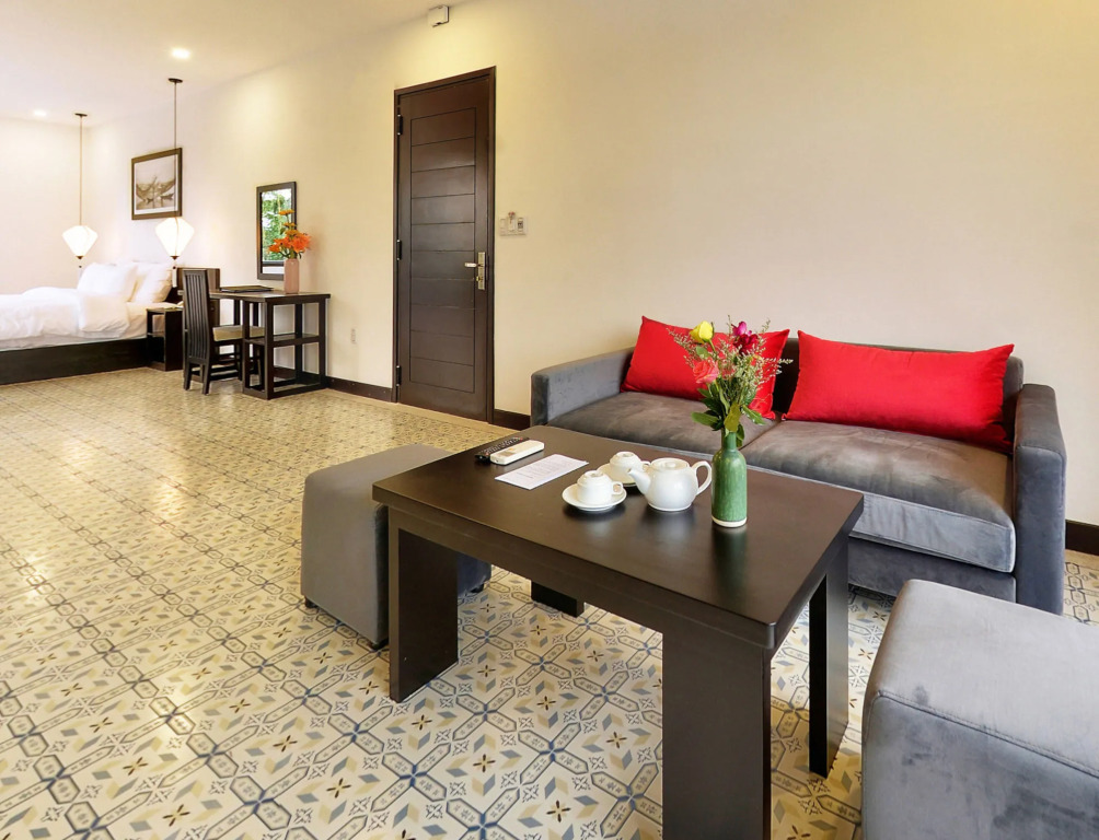 Hoi An Waterway Resort