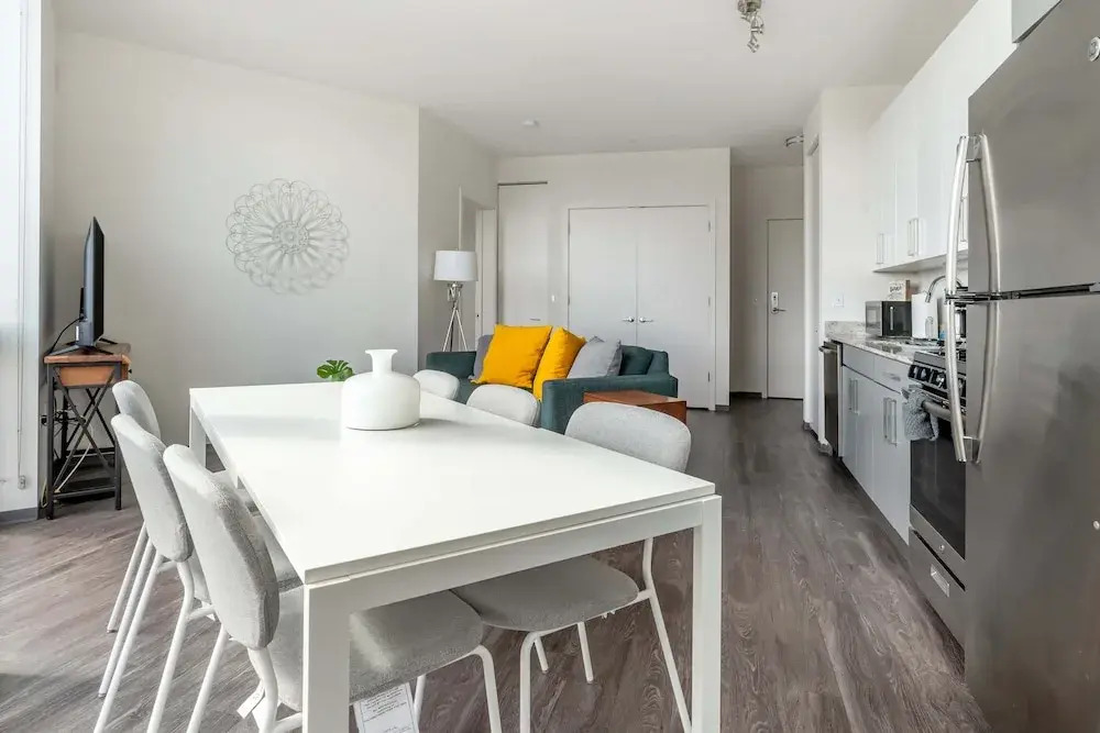 New & Modern  Lux City Escape