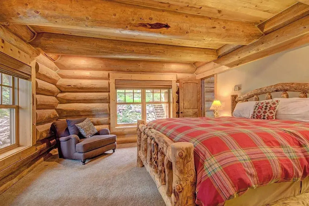 Timber Ridge Lodge by RedAwning
