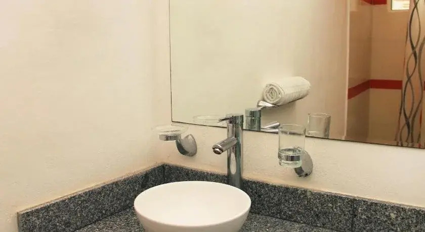Xell Suites & Hotel