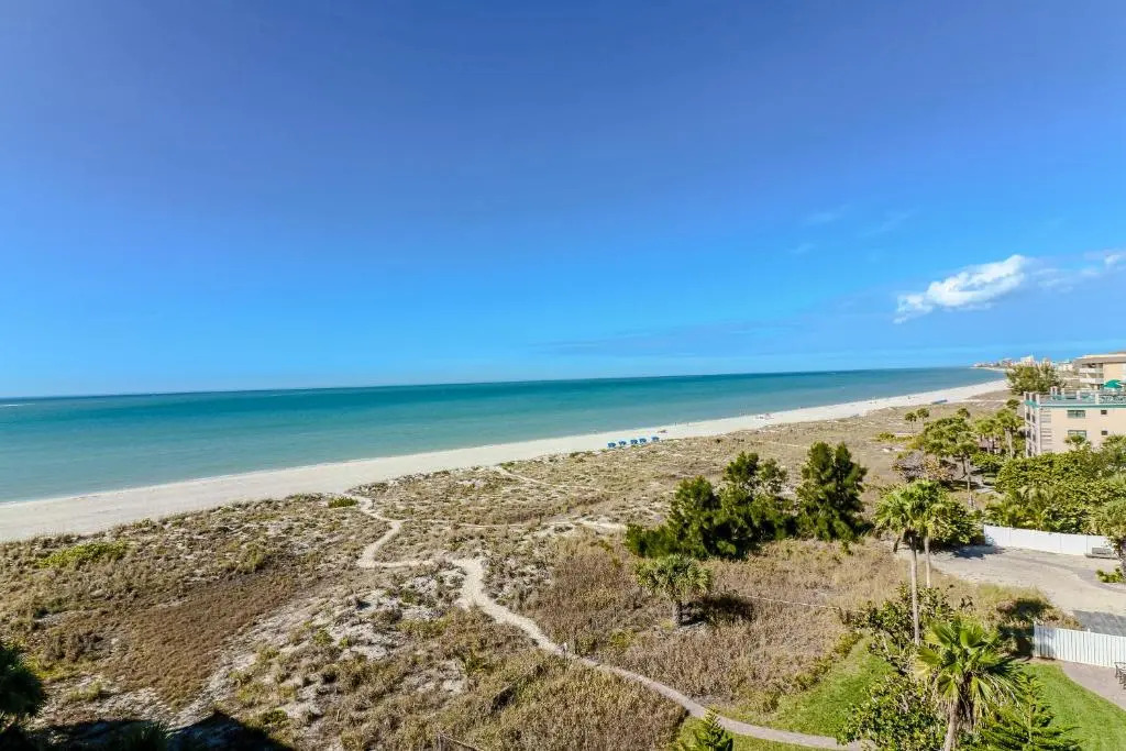 516 Madeira Norte Condo