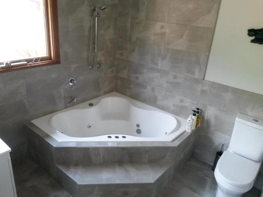 Eagle's Roost Farmstay B&B