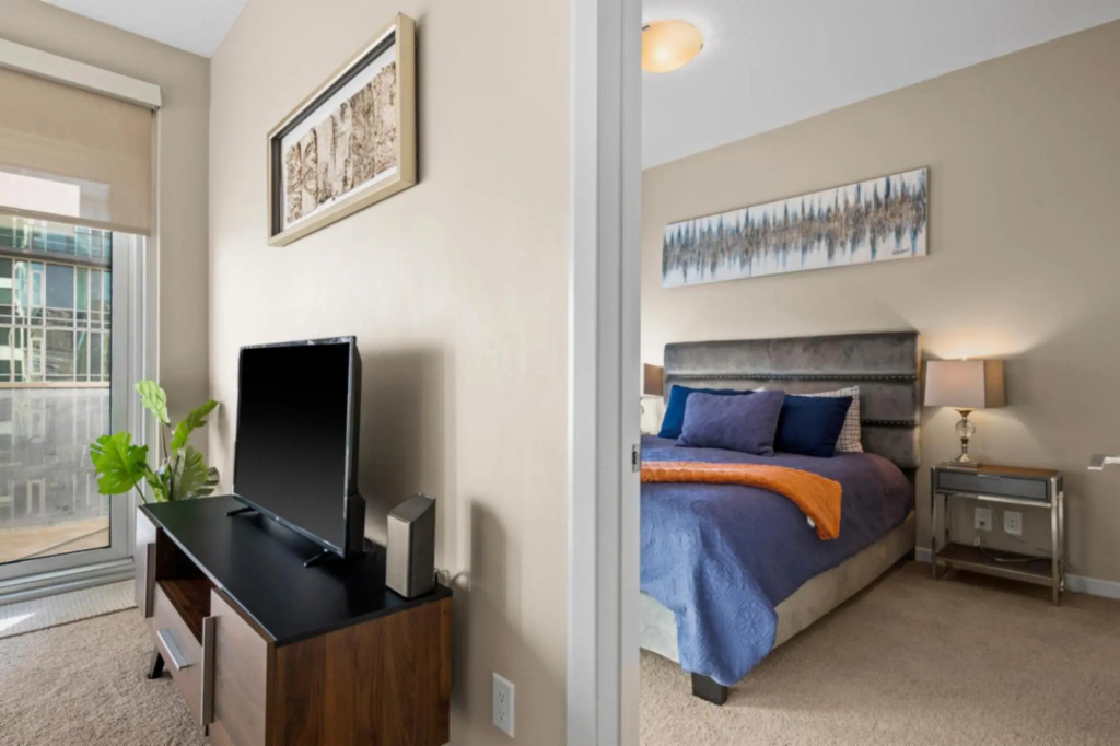 Modern Calgary Apartments - Calgary 1320 1St SE 1503 P4 2Bd 2bath