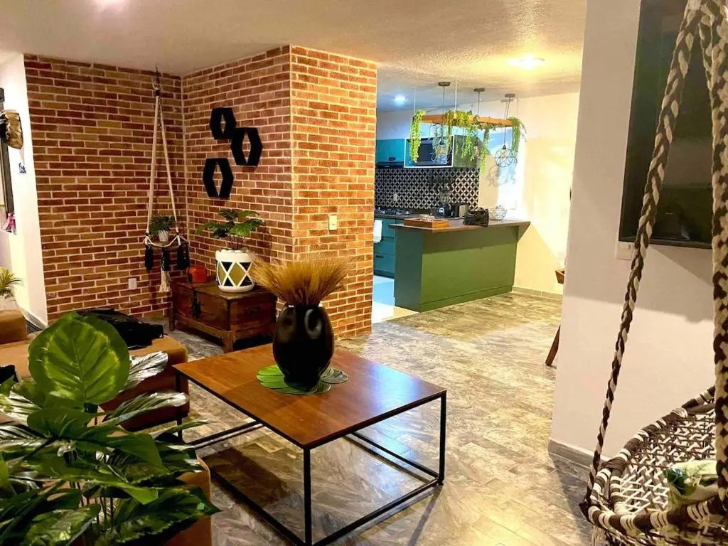 Planta Baja Enorme, Jardín, Parking, Hasta 11 Pax