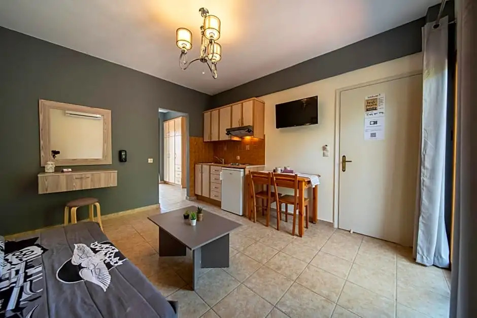 Helens Studios & Apartments