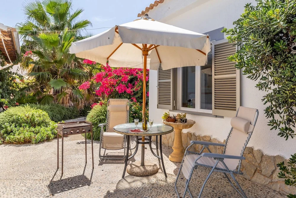 Sea side Cottage in Son Serra Marina 4 persons