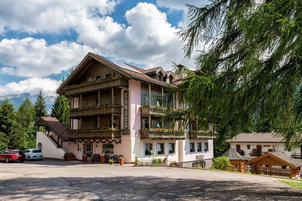Hotel Canada