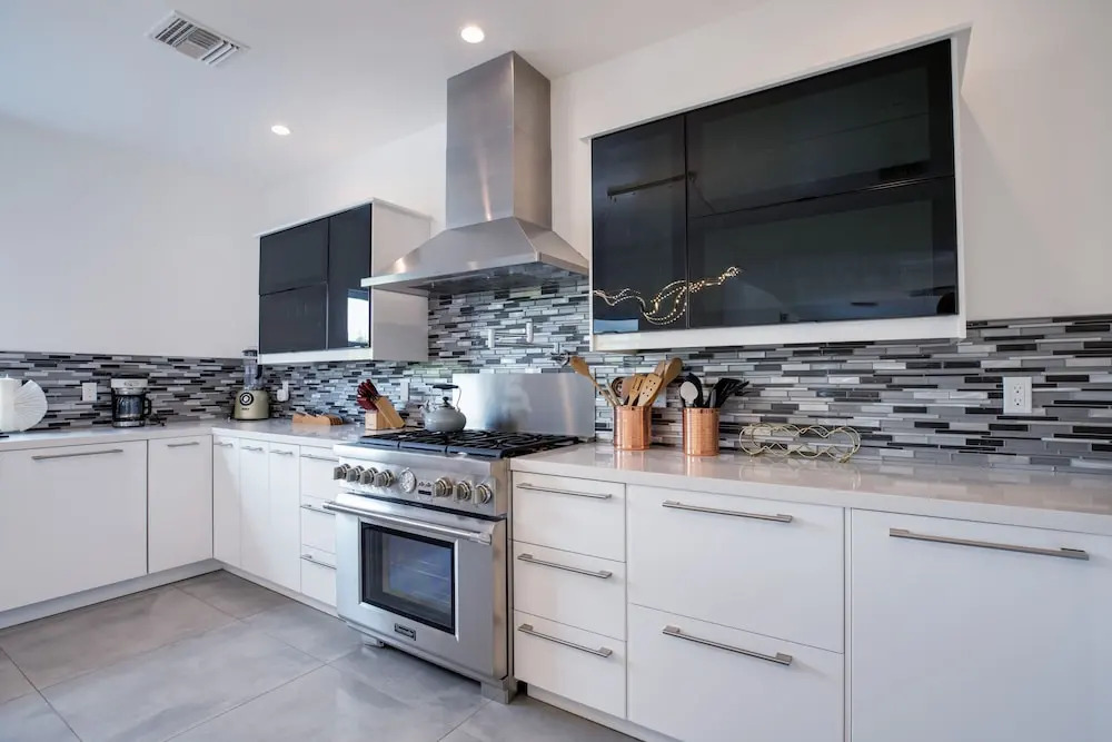 New Listing! Villa Valija W/ Private Pool & SPA Home