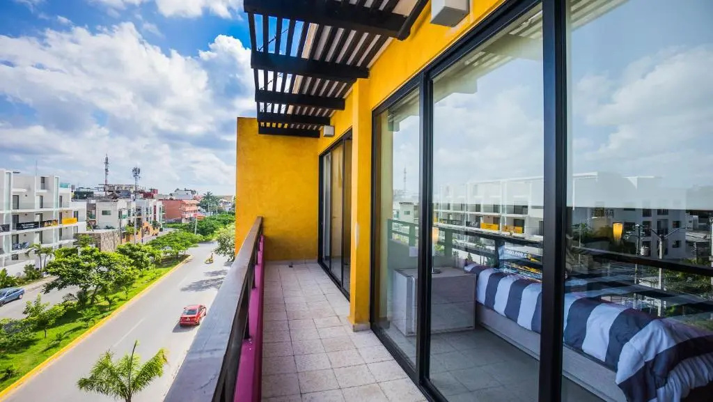 Lunada Condo by BVR