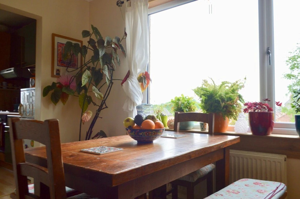 2 Bedroom Flat In Morningside With Private Garden