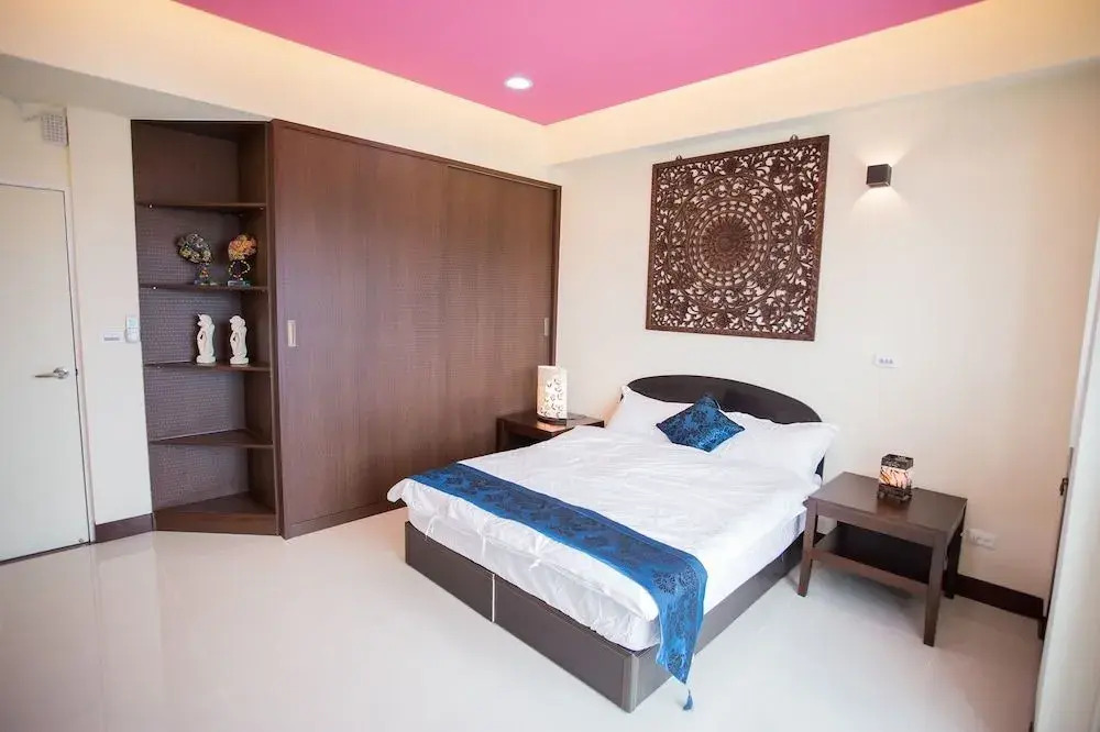 Village150 B&B