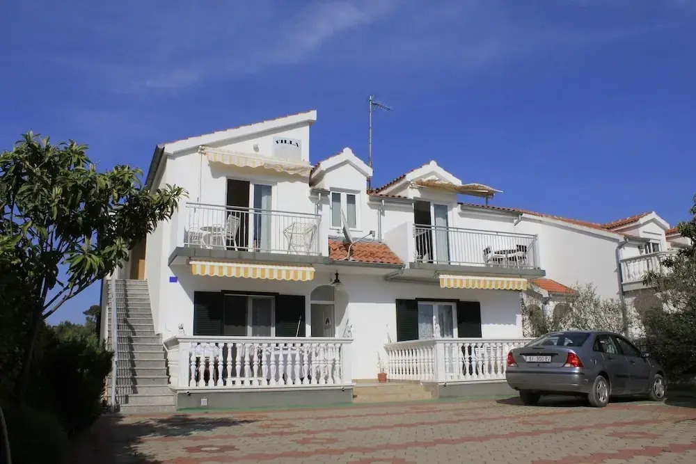 Vik - 250 m From Beach - A1