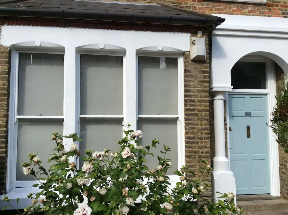 Charming Garden Flat In Central London