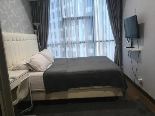 Luxury 2 BR Condo at Casa Grande Residence - Kasablanka Mall