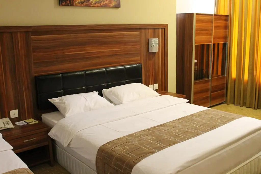 Lamassu Hotel