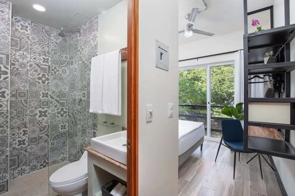 Joint Boutique Hotel