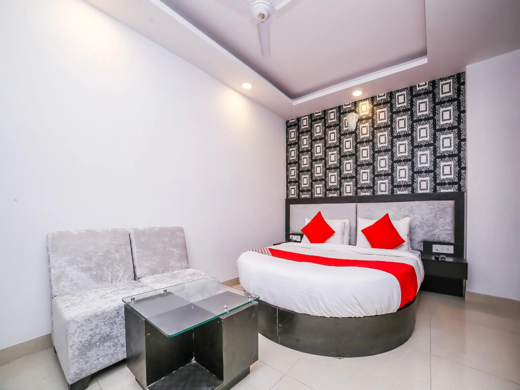 FabHotel Airport Zone Olive